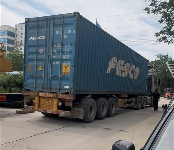 深耕俄羅斯市場—金鋒鋸業再獲帶鋸床批量訂單